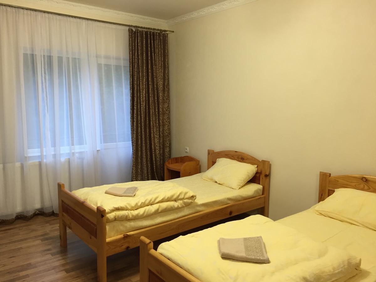 Hotel Franc Jassinja Exterior foto